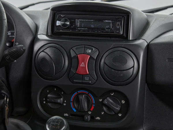 Fiat Doblo, I Рестайлинг фото №13