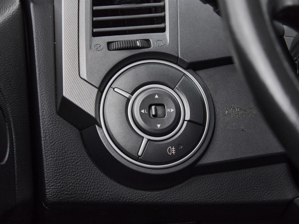 SsangYong Kyron, I Рестайлинг фото №15