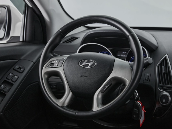 Hyundai ix35, I Рестайлинг фото №17