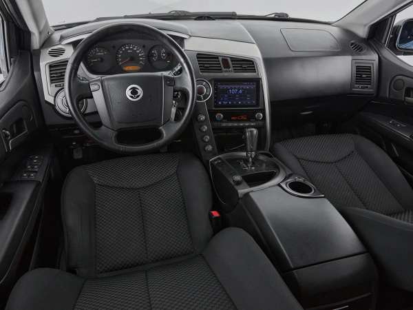 SsangYong Kyron, I Рестайлинг фото №9