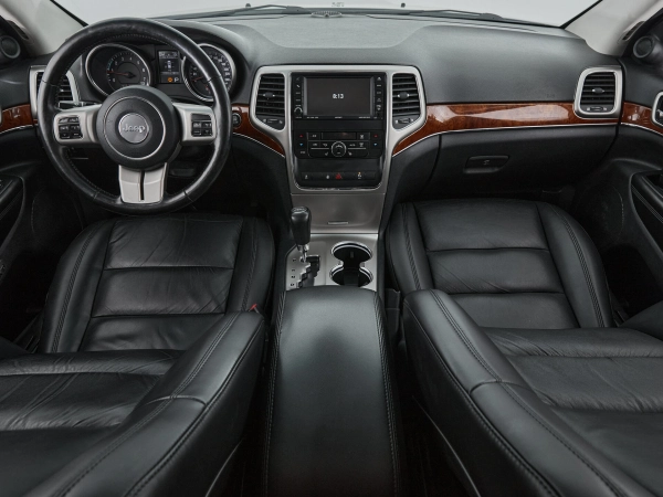 Jeep Grand Cherokee, IV (WK2) фото №8