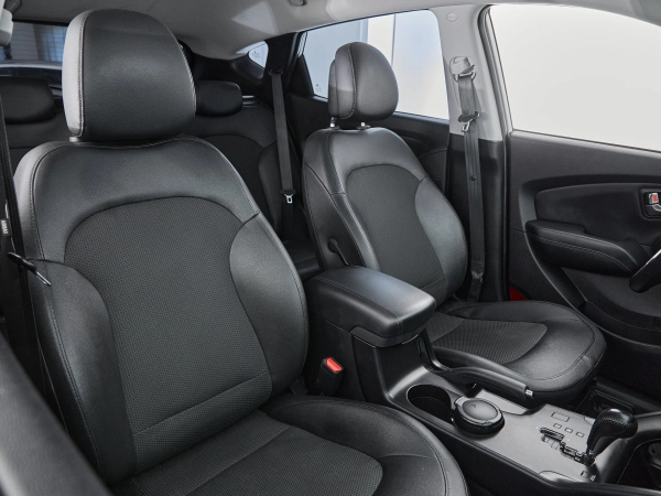 Hyundai ix35, I Рестайлинг фото №11
