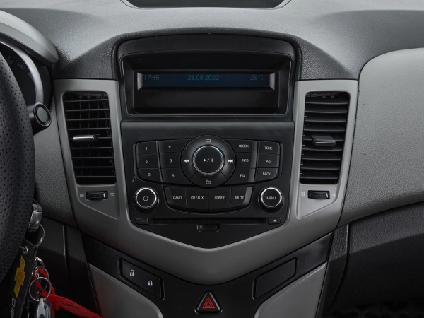 Chevrolet Cruze, I фото №12