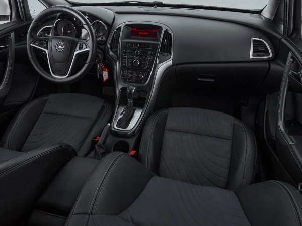 Opel Astra, J Рестайлинг фото №10