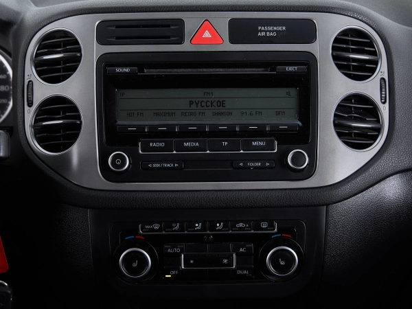 Volkswagen Tiguan, I фото №12