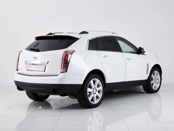 Cadillac SRX, II фото №4