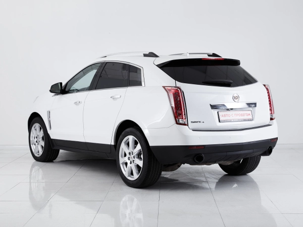 Cadillac SRX, II фото №5