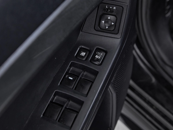 Mitsubishi Lancer, X фото №14