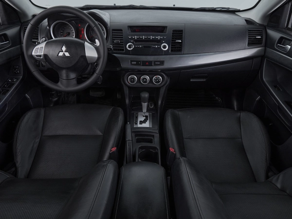 Mitsubishi Lancer, X фото №7