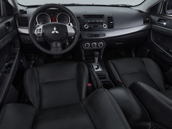 Mitsubishi Lancer, X фото №9