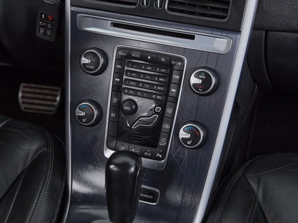 Volvo XC60, I фото №19