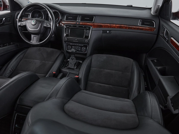 Skoda Superb, II фото №10