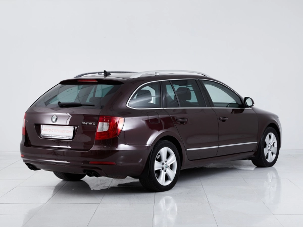 Skoda Superb, II фото №4