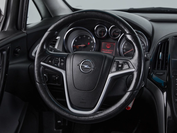 Opel Astra, J Рестайлинг фото №17