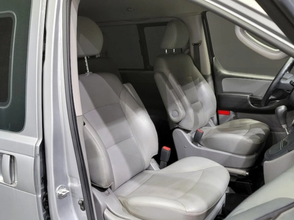 Hyundai Grand Starex, I фото №7