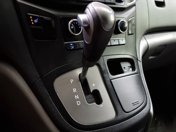 Hyundai Grand Starex, I фото №6