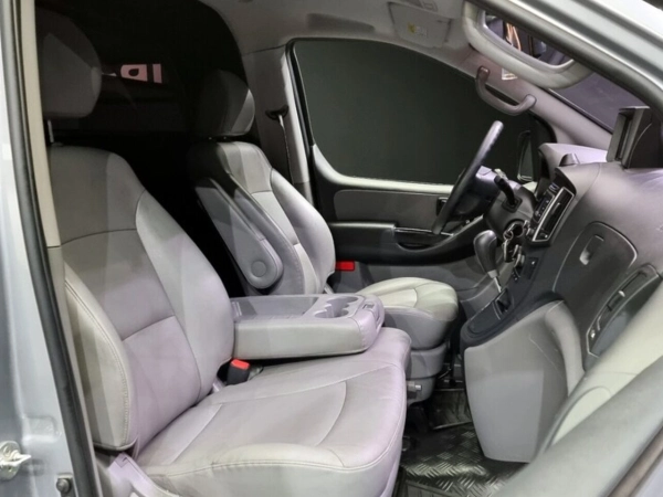 Hyundai Grand Starex, I фото №7