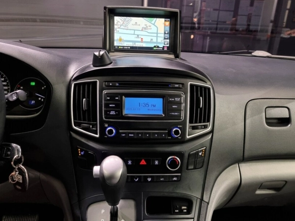 Hyundai Grand Starex, I фото №9