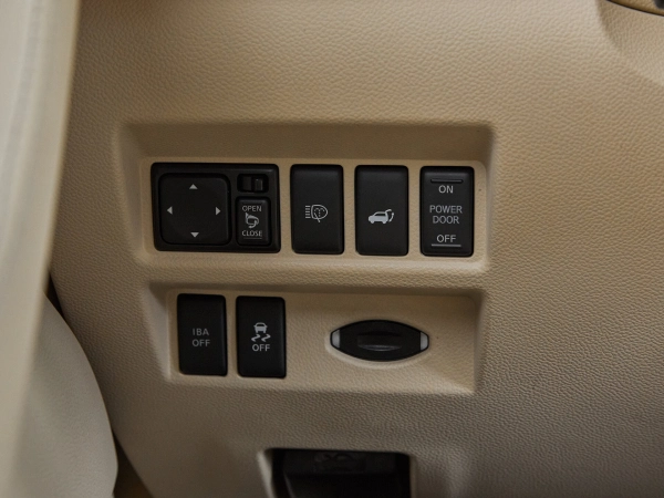 Infiniti QX70, I фото №22