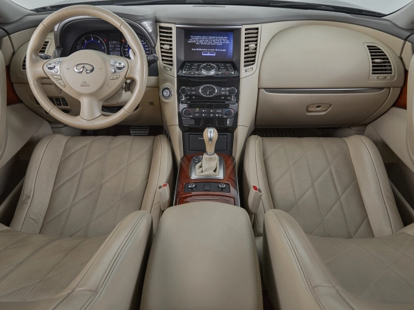 Infiniti QX70, I фото №8