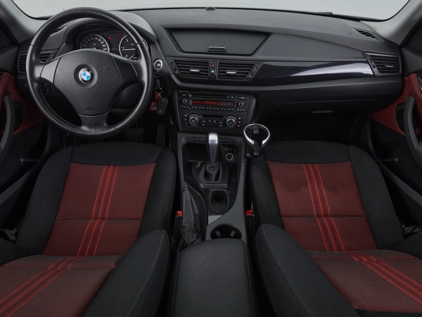 BMW X1, I (E84) фото №8