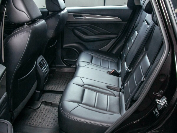 Haval F7, I фото №12