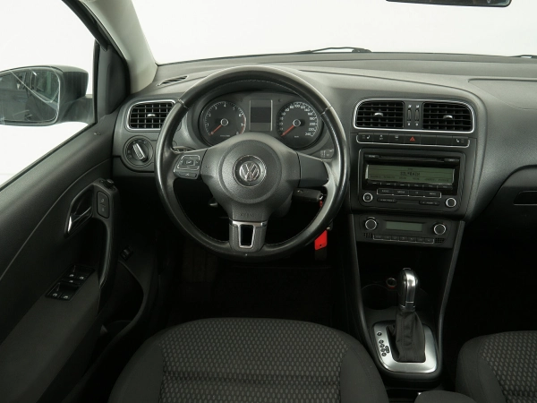 Volkswagen Polo, V фото №9