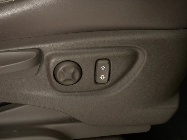 Opel Mokka, I фото №13