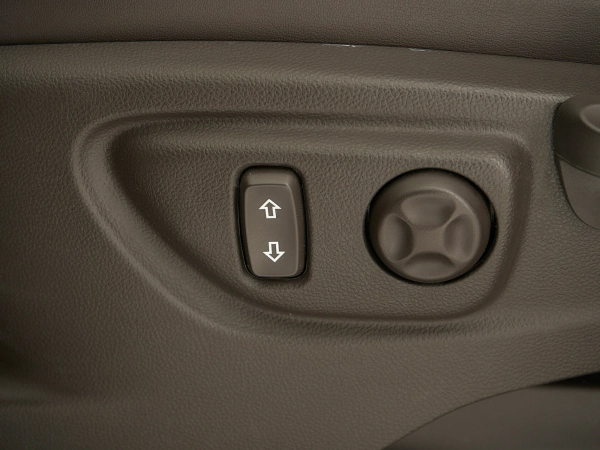 Opel Mokka, I фото №16