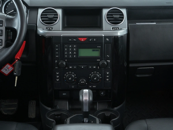 Land Rover Discovery, III фото №9