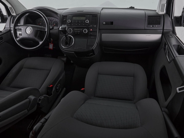 Volkswagen Multivan, T5 фото №9
