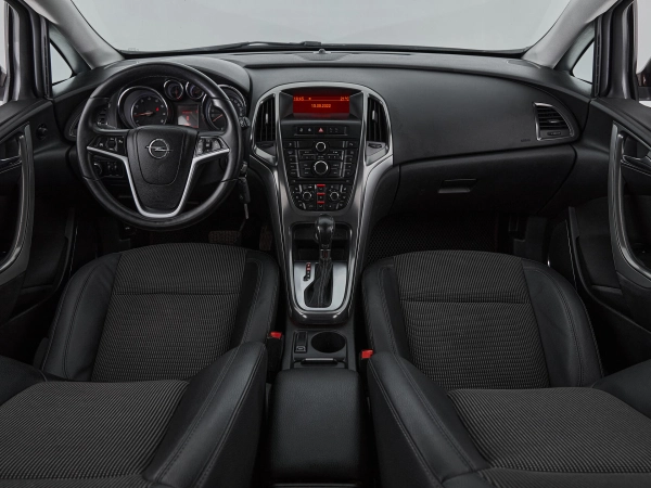 Opel Astra, J Рестайлинг фото №8