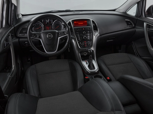 Opel Astra, J Рестайлинг фото №9