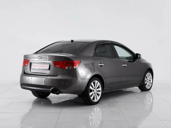 Kia Cerato, II фото №4