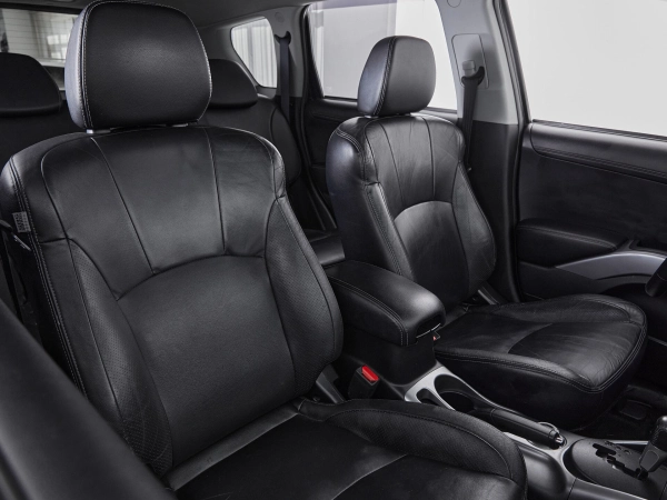 Mitsubishi Outlander, II Рестайлинг фото №11