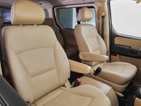 Hyundai Grand Starex, I фото №13