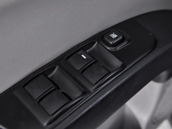 Mitsubishi L200, IV фото №11