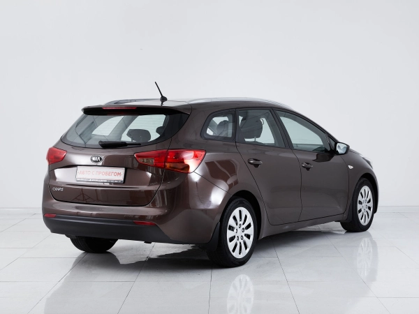 Kia Ceed, II фото №4