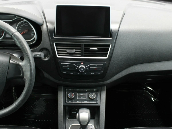 FAW Besturn X40, I фото №11