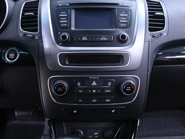 Kia Sorento, II Рестайлинг фото №12