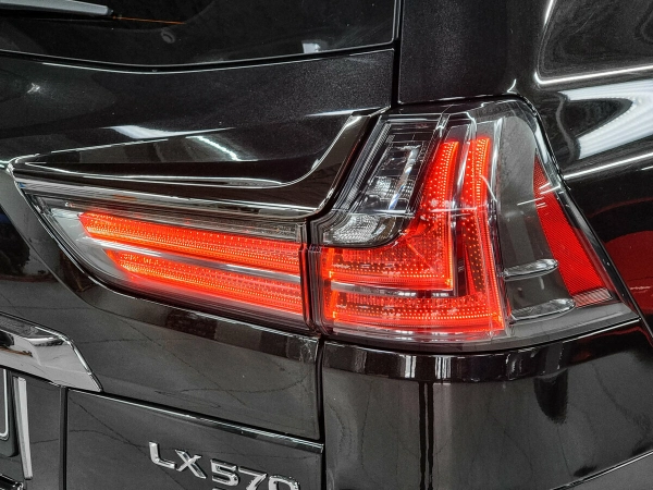 Lexus LX, III Рестайлинг 2 фото №6