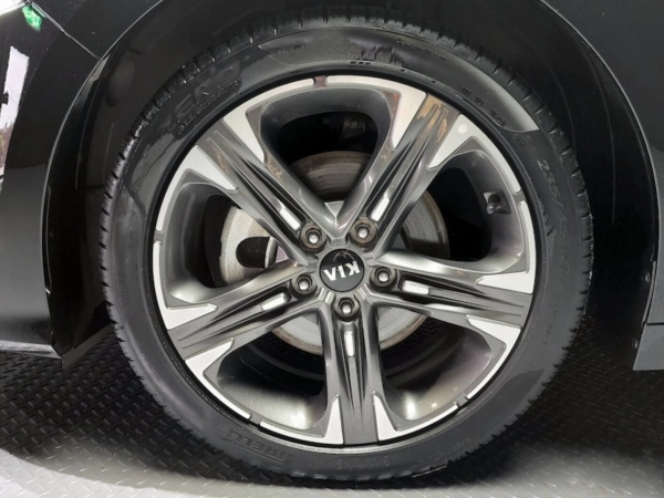 Kia K5, III фото №4