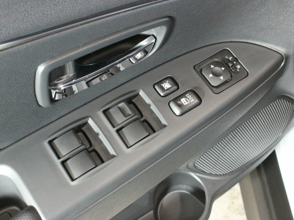 Mitsubishi ASX, I Рестайлинг 3 фото №16