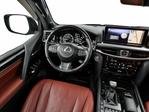Lexus LX, III Рестайлинг 2 фото №10