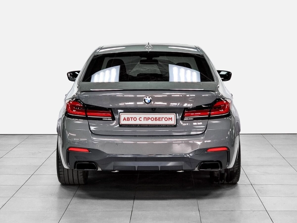 BMW 5 серии, VII (G30/G31/G38) Рестайлинг фото №4