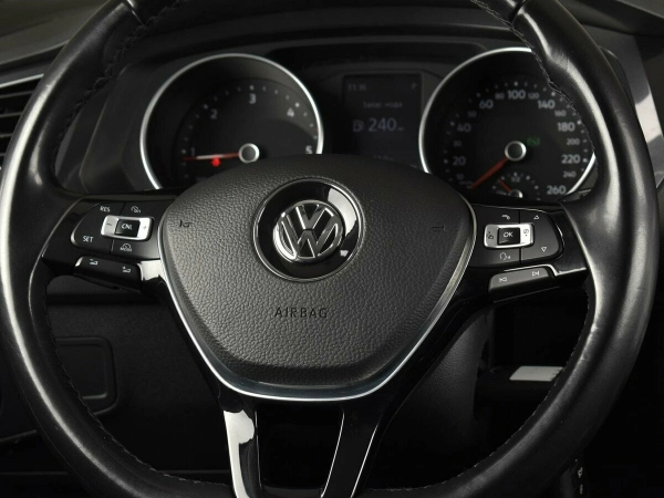 Volkswagen Tiguan, II фото №12
