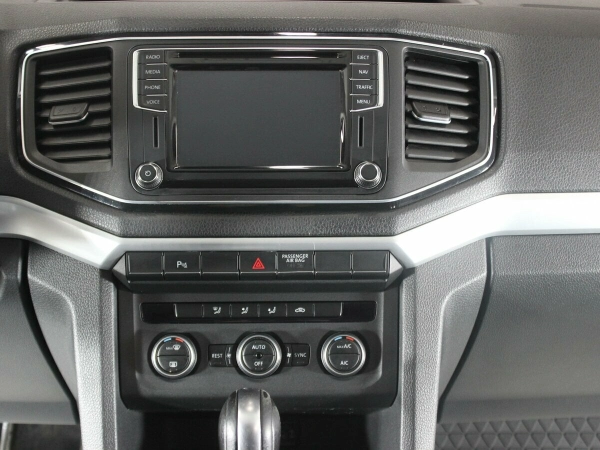 Volkswagen Amarok, I Рестайлинг фото №8