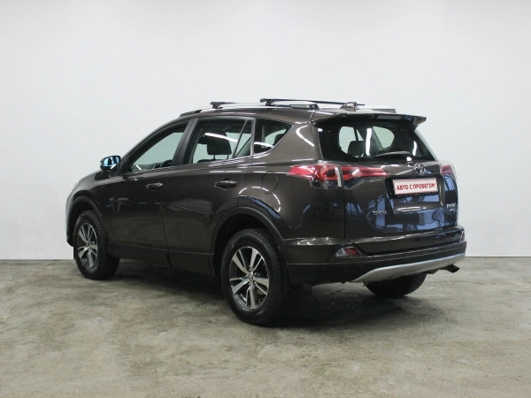 Toyota RAV4, IV (XA40) Рестайлинг фото №3