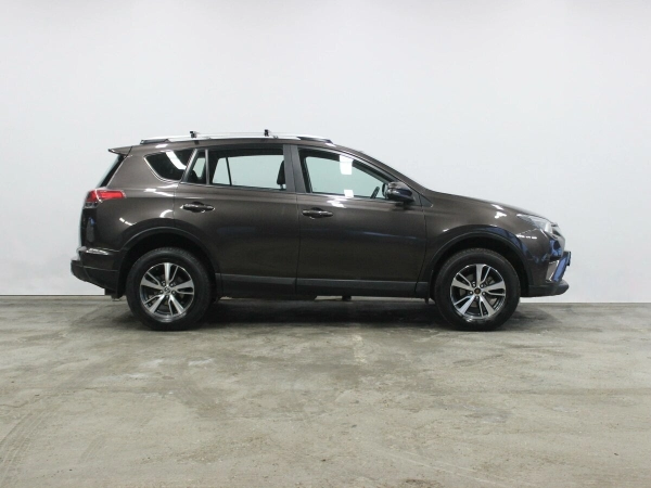 Toyota RAV4, IV (XA40) Рестайлинг фото №4