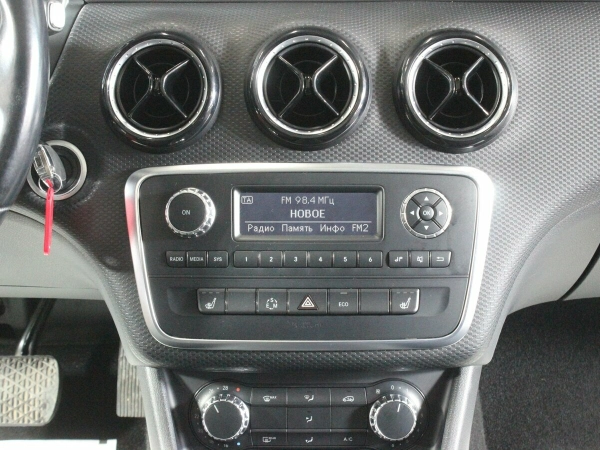 Mercedes-Benz A-Класс, III (W176) фото №8